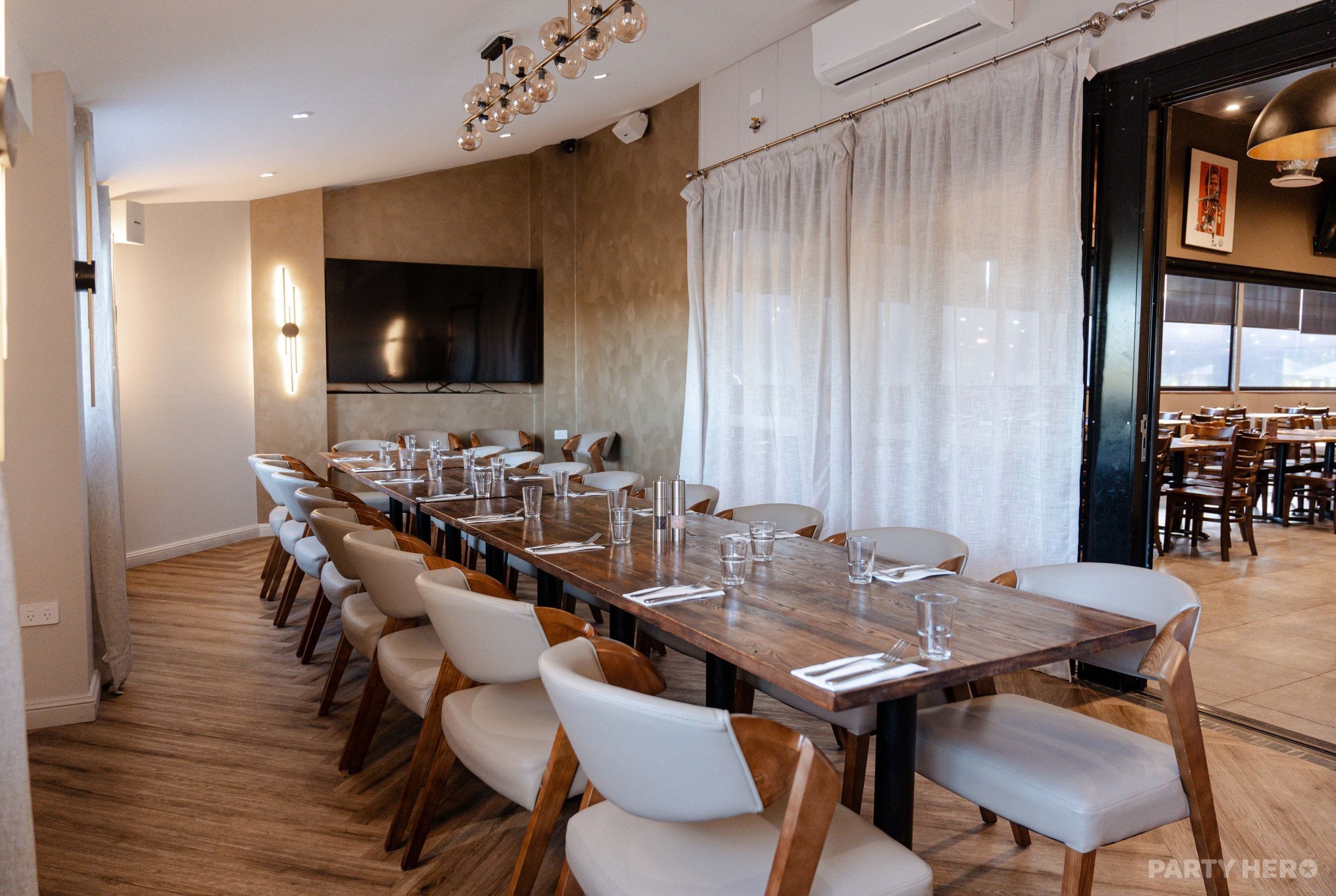Maldini's By The River - party venue in Sydney