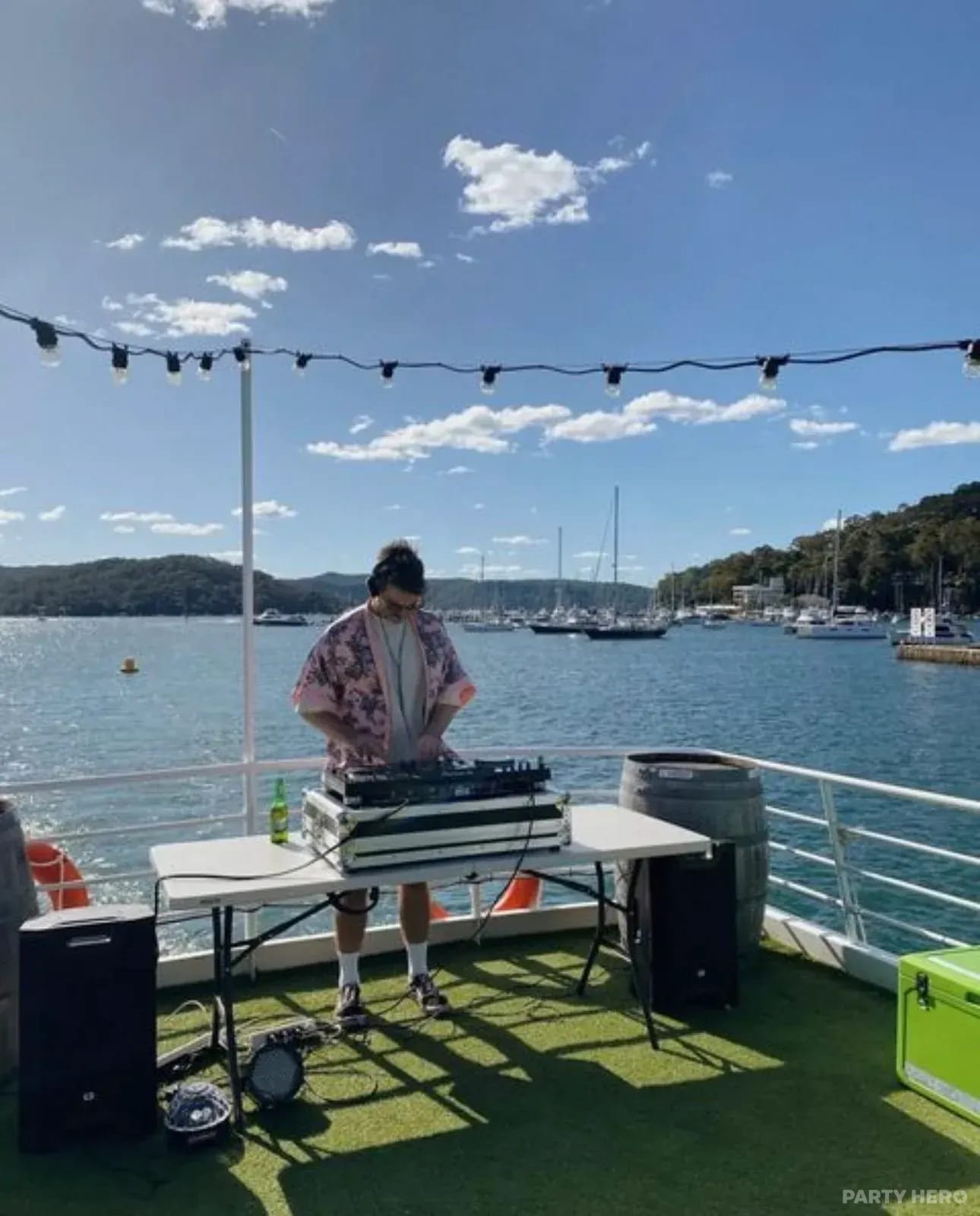 The Shining Light - boats in Sydney