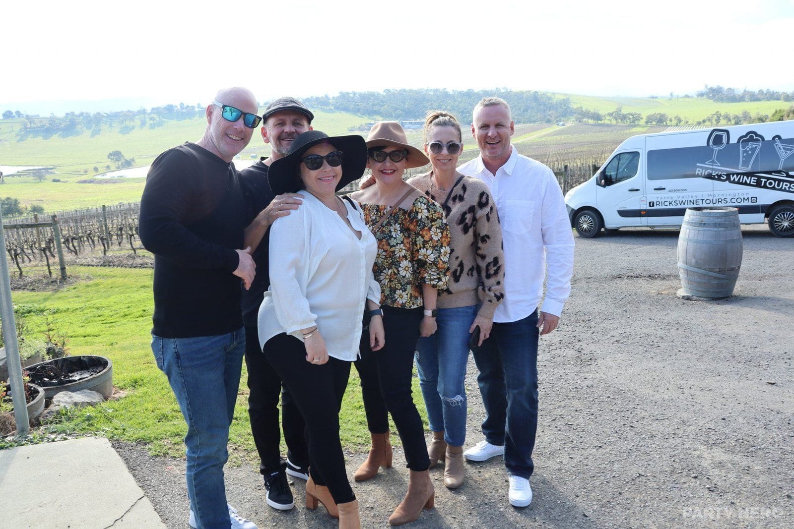 Rick's Wine Tours - party hire in Melbourne