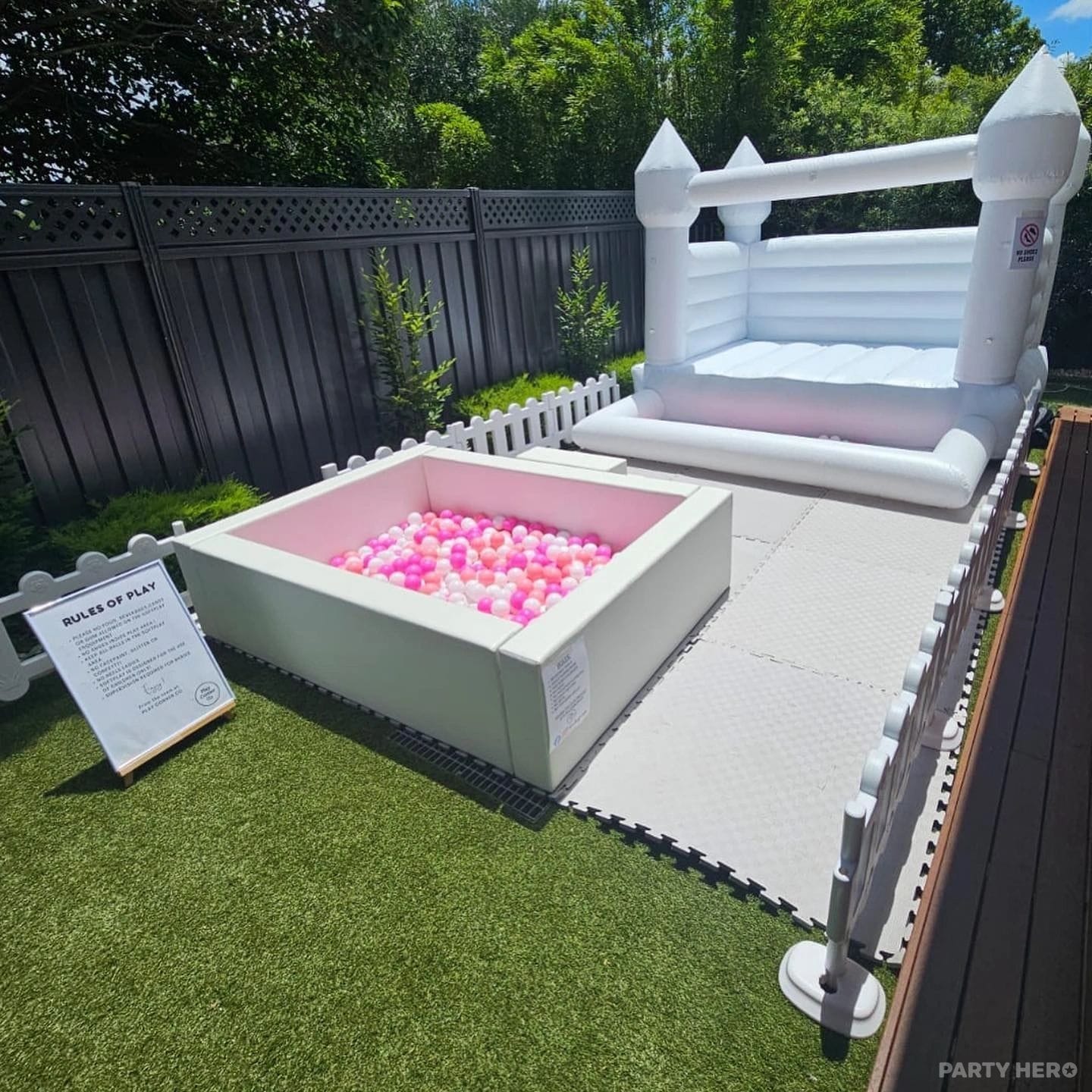 Play Corner Co - jumping castle hire in Melbourne