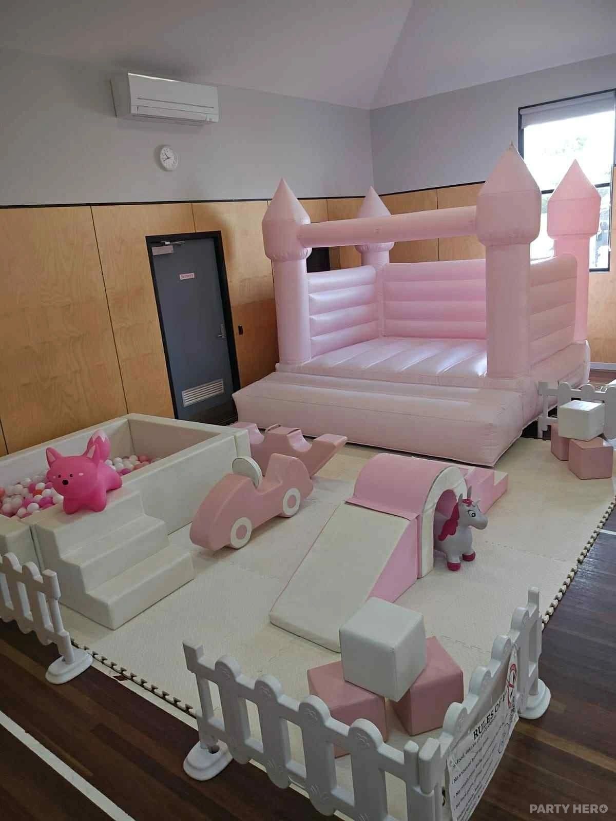 Play Corner Co - jumping castle hire in Melbourne