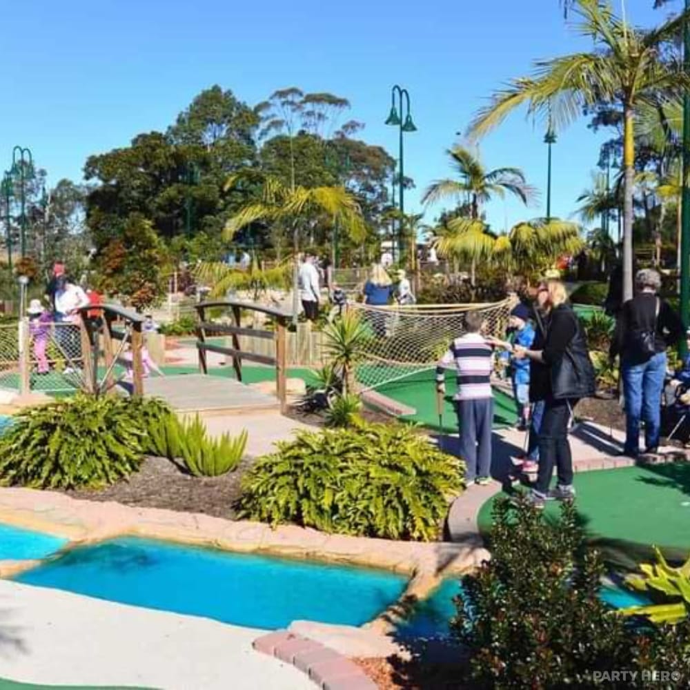 Thornleigh Golf Centre mini golf in Sydney - group bookings