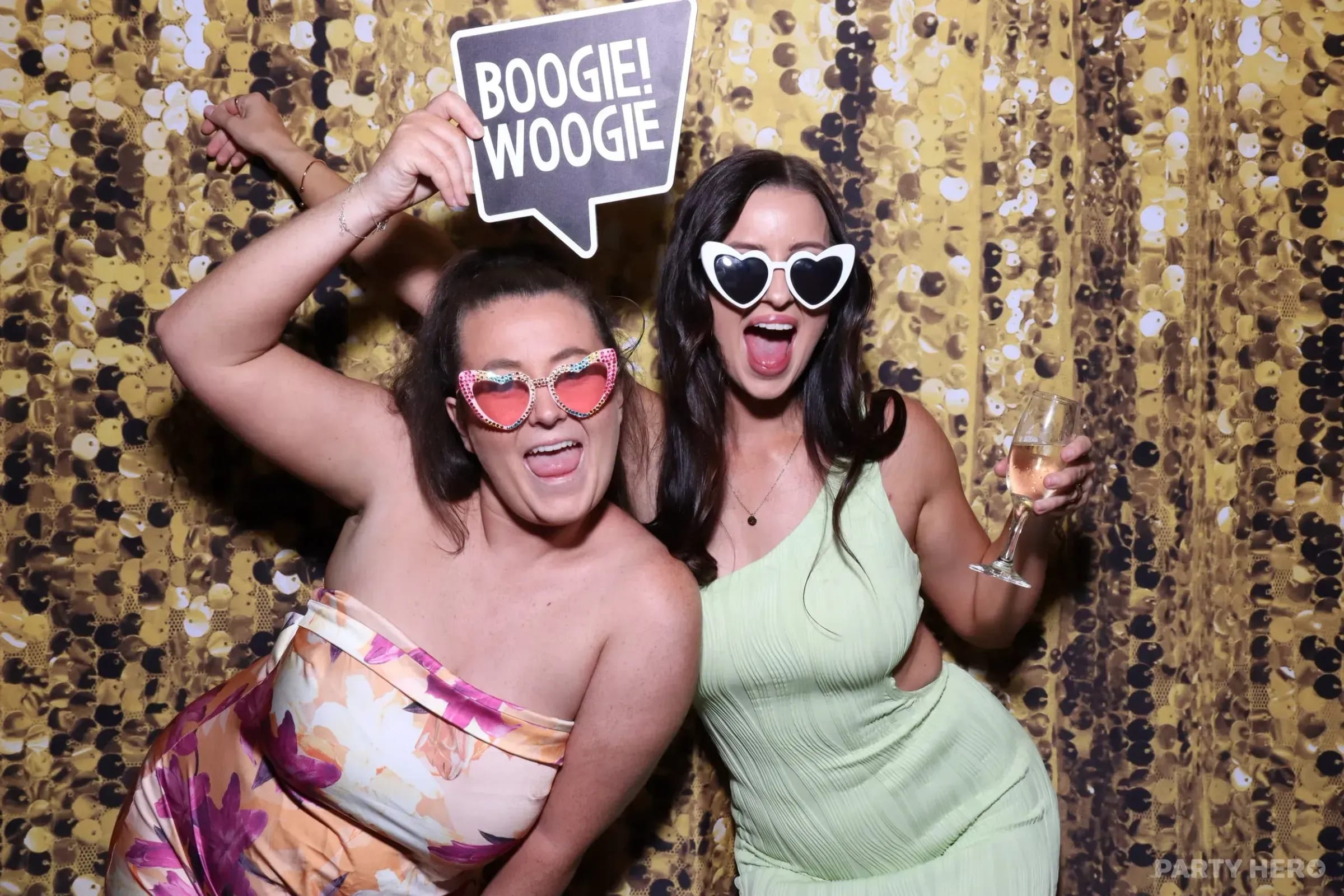 Shooting Stars Photobooth - photobooths on the Central Coast