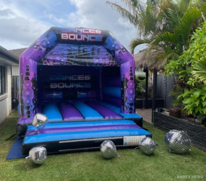 Jumpingland - jumping castle hire in Brisbane