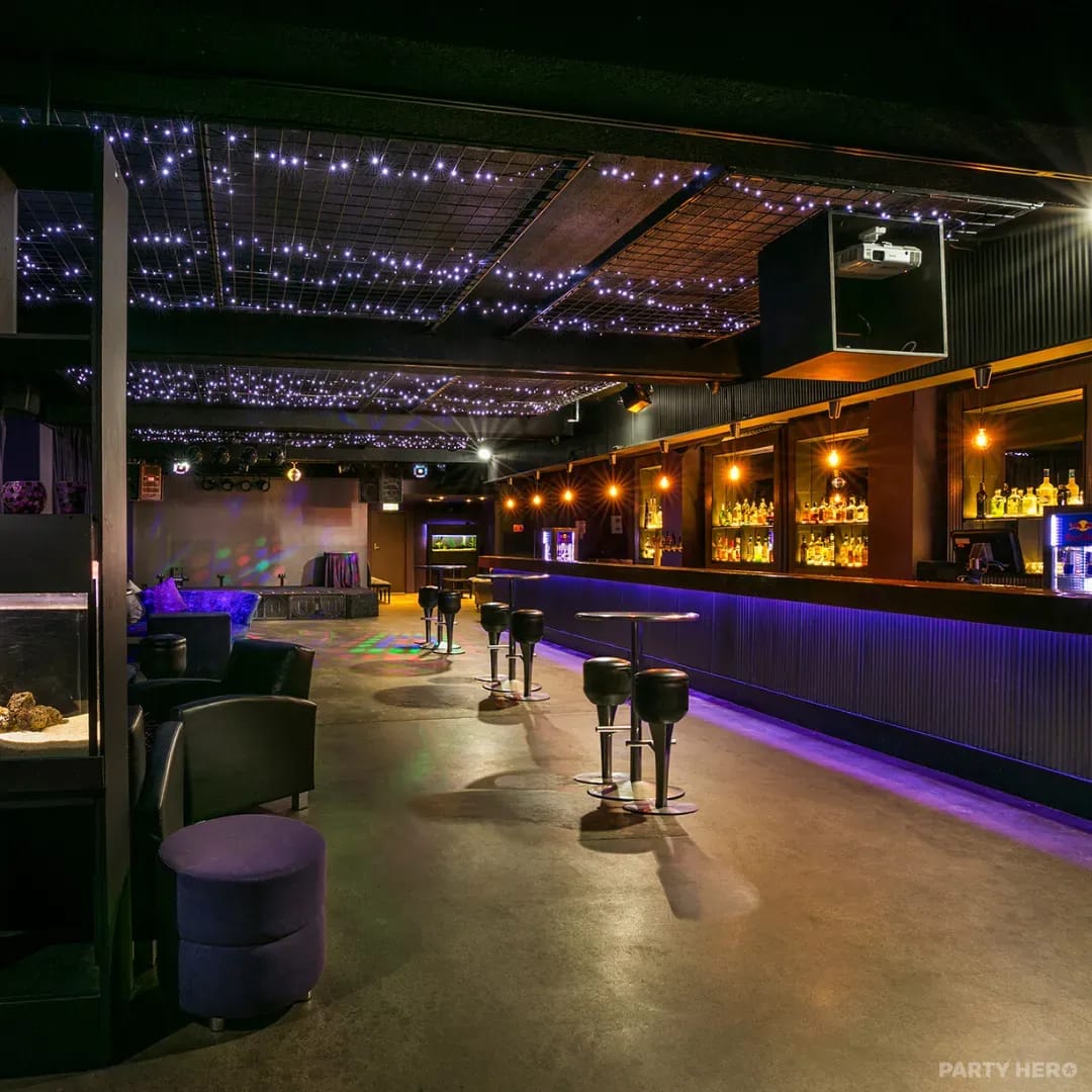 Manhattan Hotel - party venue in Melbourne