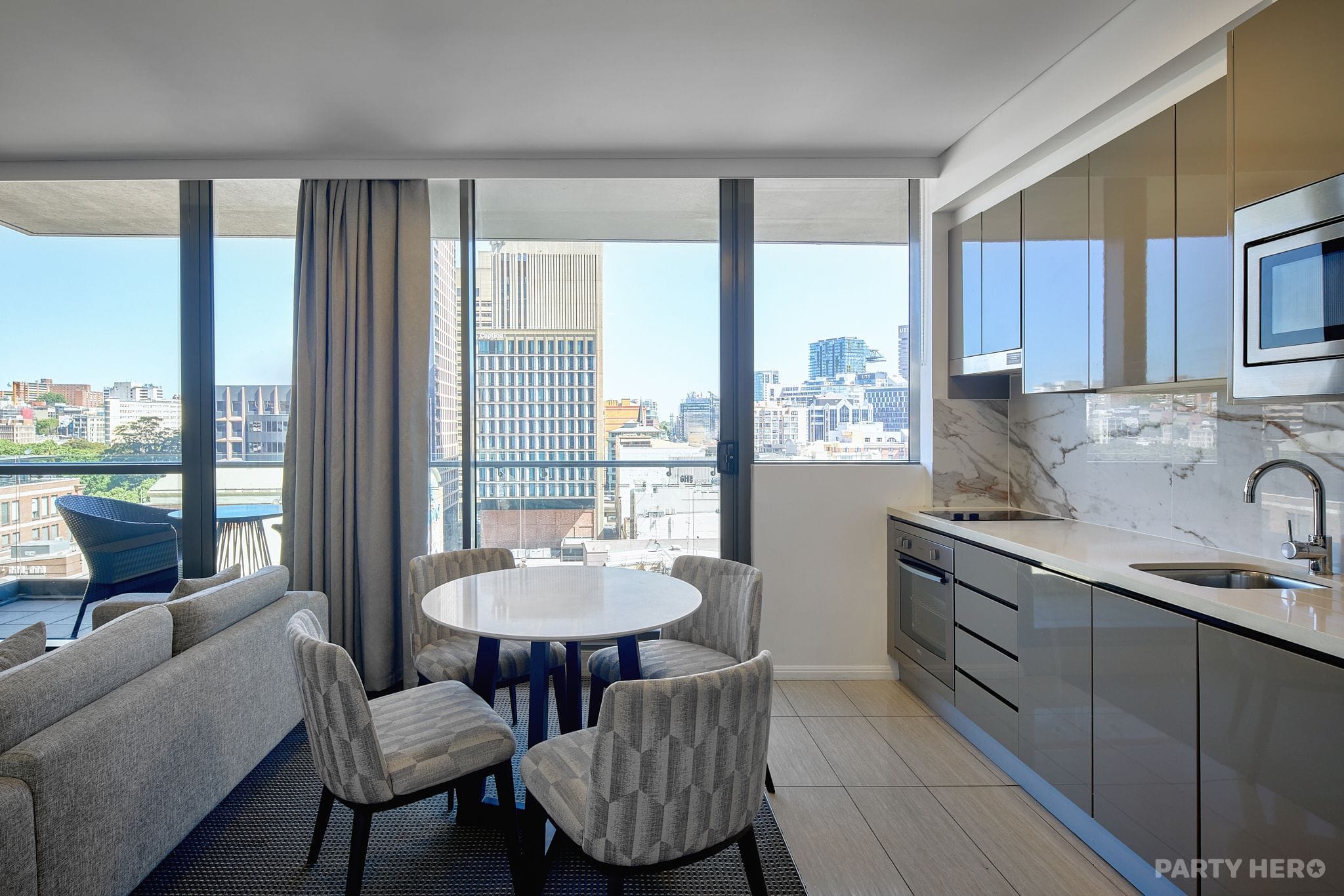 Meriton Suites Campbell Street - serviced apartments in Sydney
