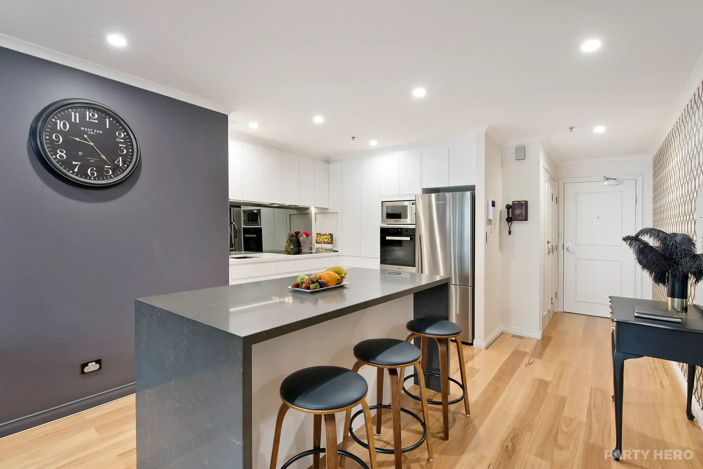 Darling Harbour Getaway - accommodation in Sydney