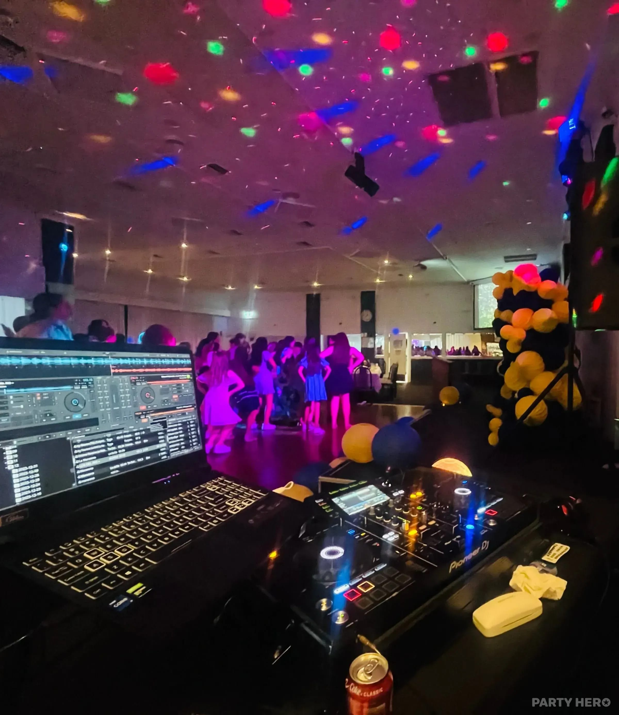 James Dee DJ Entertainment - dj hire in Sydney