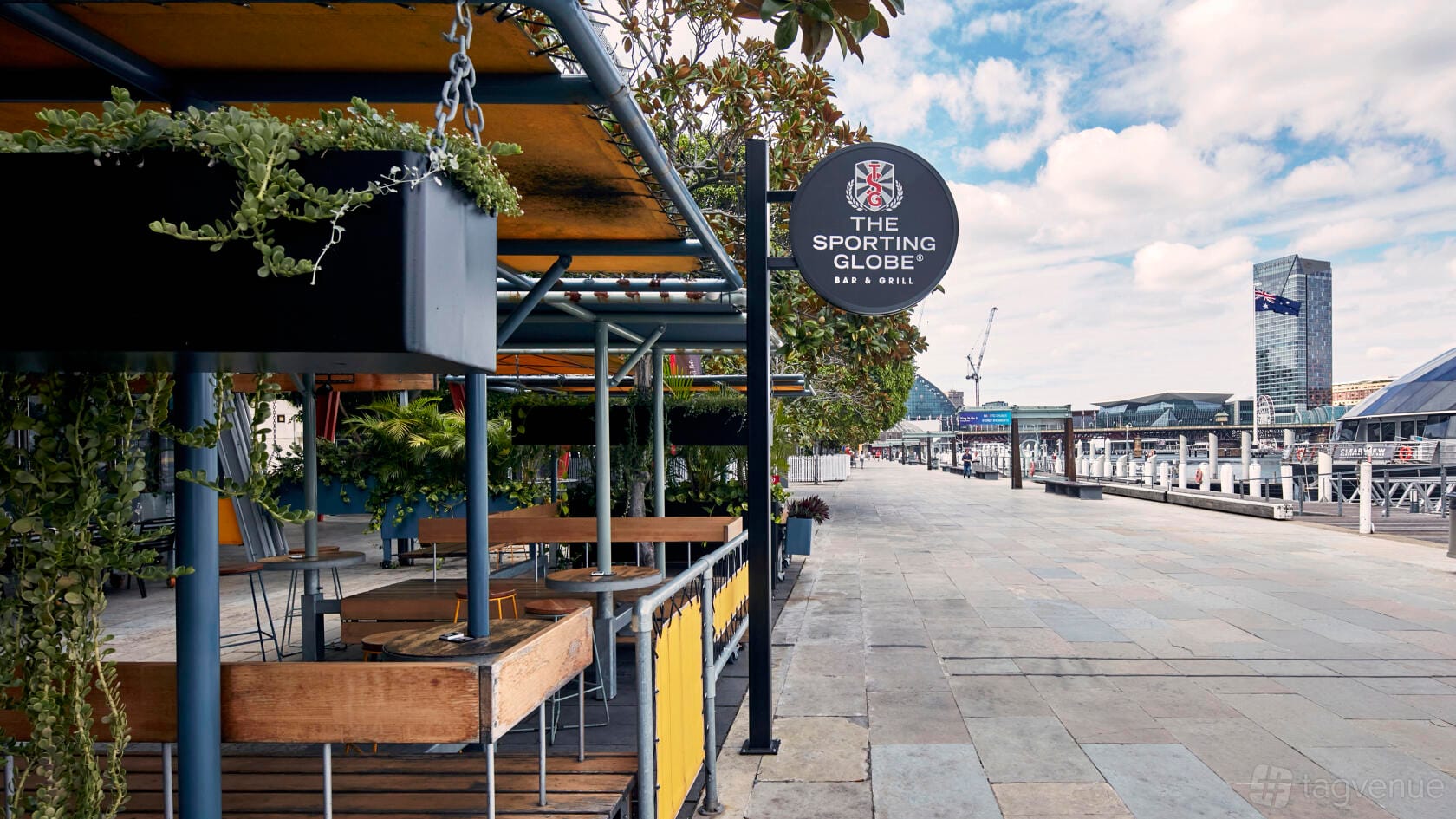Left Wing - Darling Harbour party venue hire
