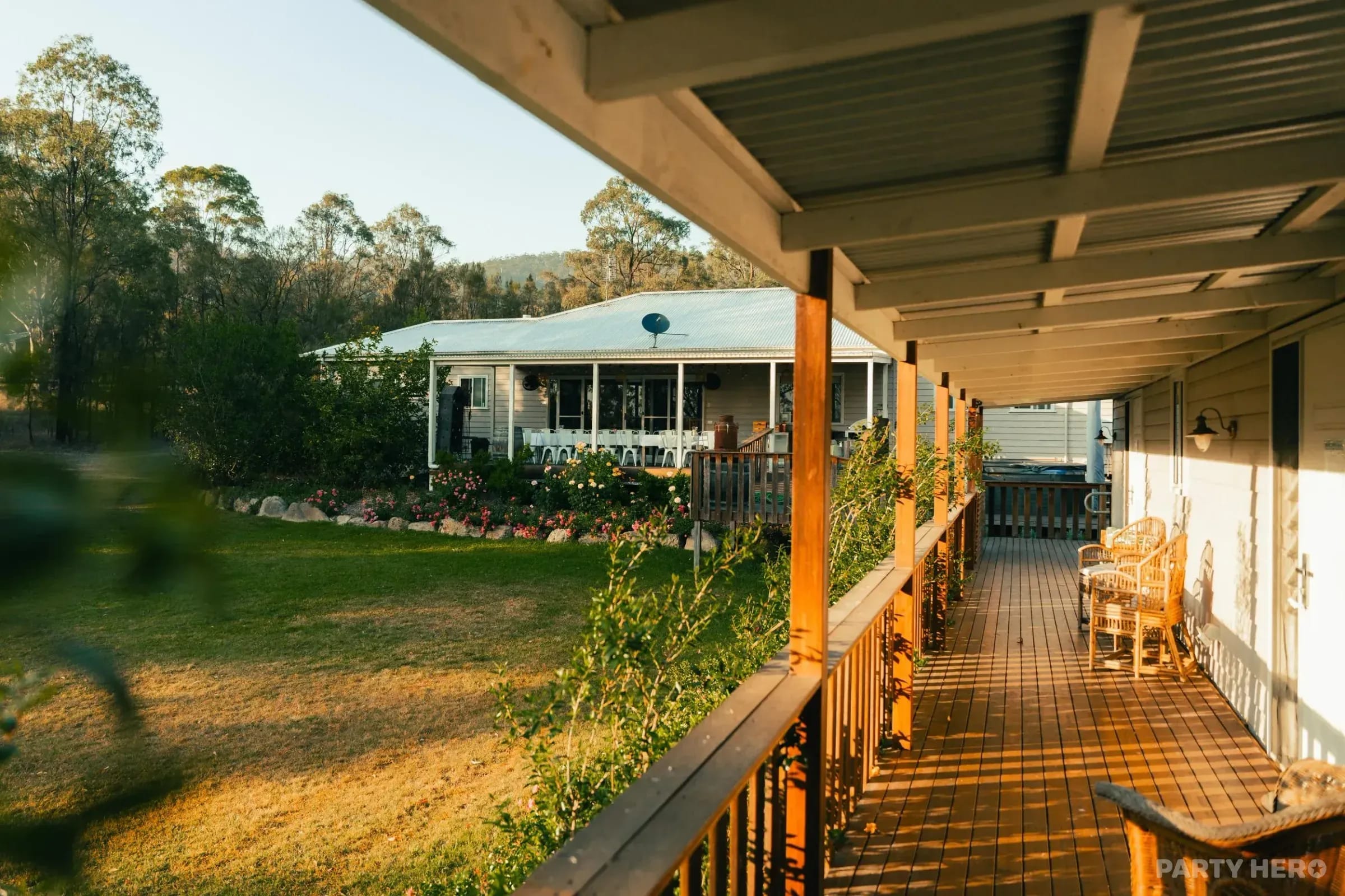 Hunter Moon Country House - accommodation in the Hunter Valley