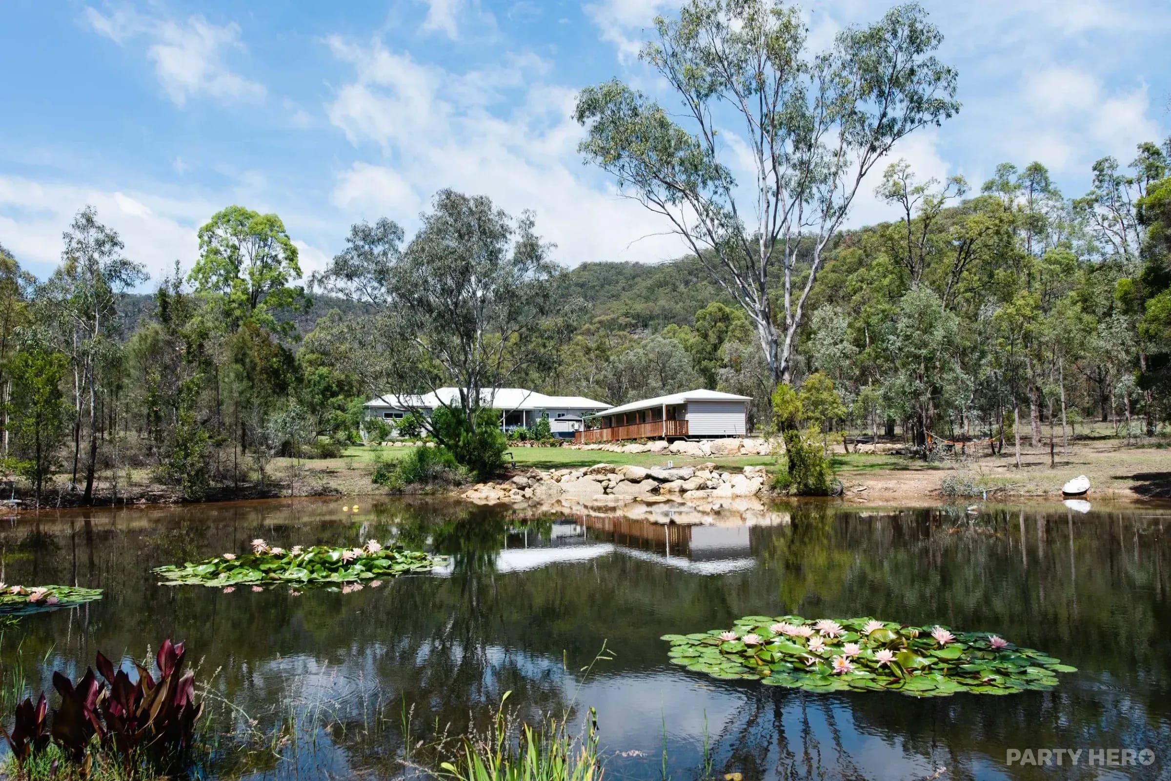 Hunter Moon Country House - accommodation in the Hunter Valley