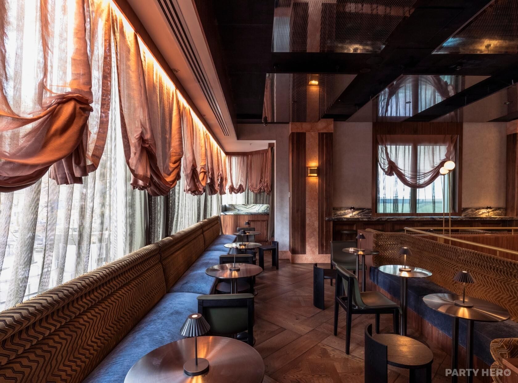 Brooksy Bar at Amora Hotel Jamison Sydney - party venue hire