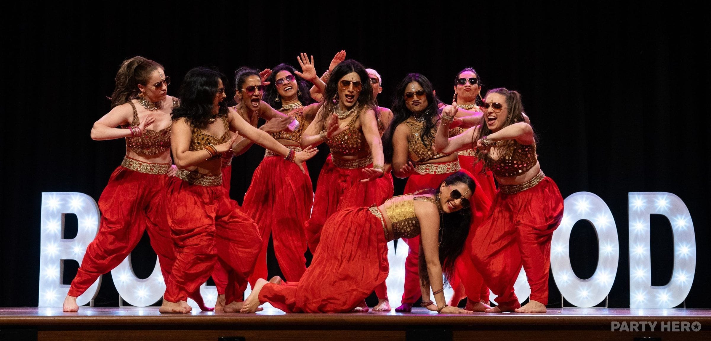 Sapphire Dance - circus and dance performers in Melbourne