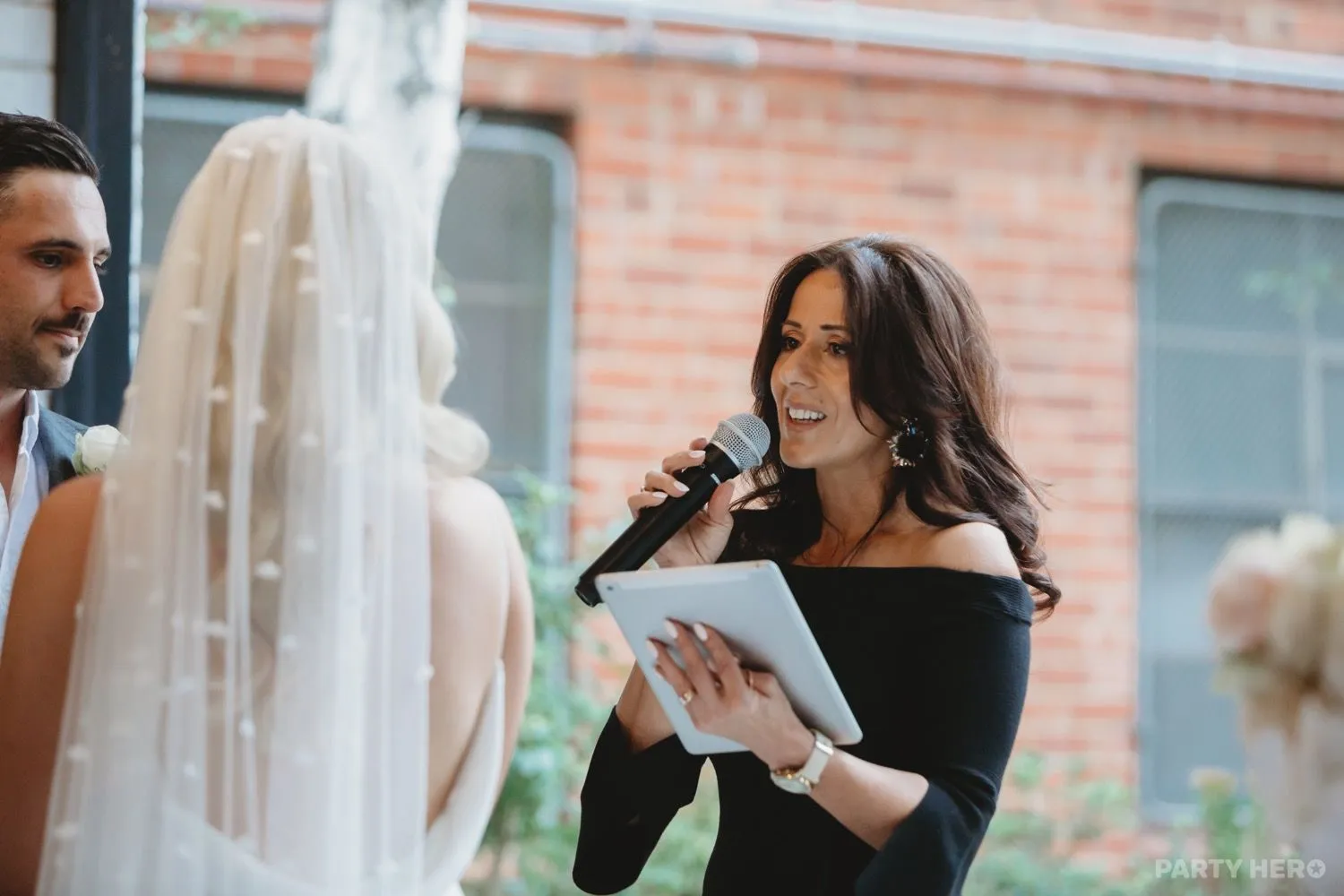 Sonia Thomas Wedding Celebrant