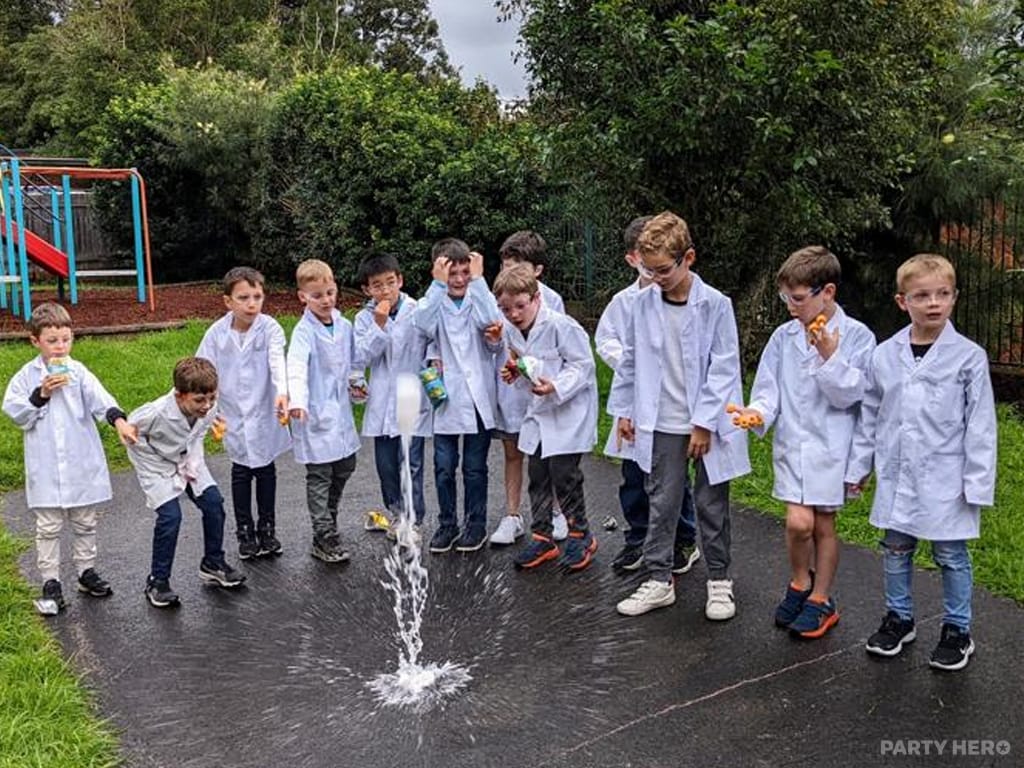 Super Little Scientists activity in Sydney - group bookings
