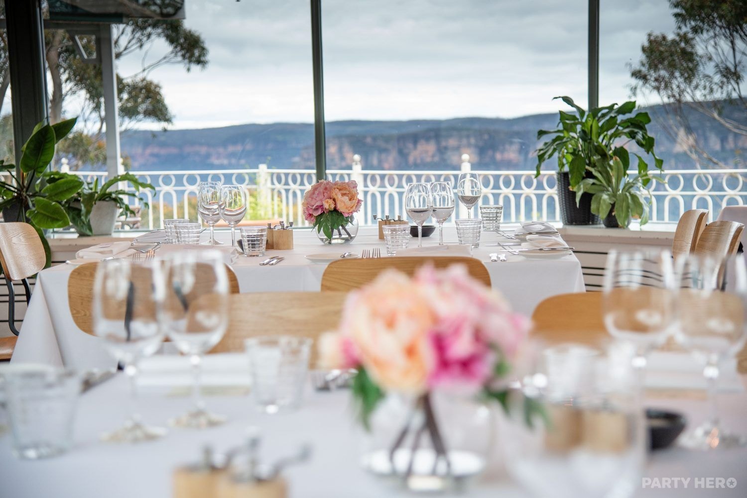 The Lookout Echo Point - party venue in the Blue Mountains