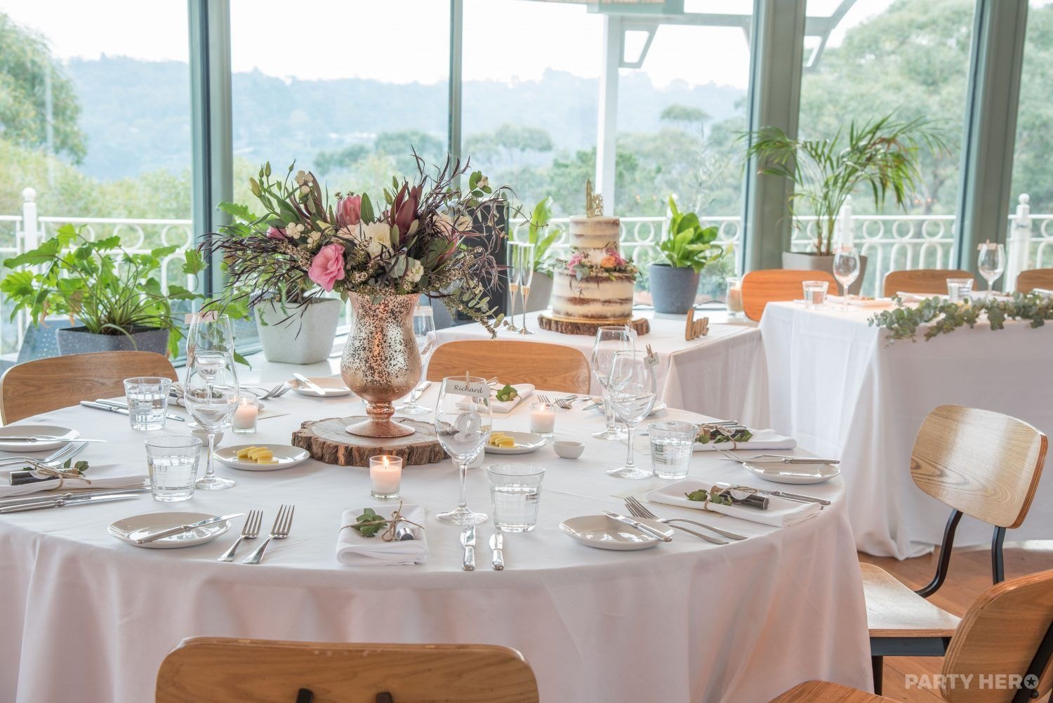 The Lookout Echo Point - party venue in the Blue Mountains