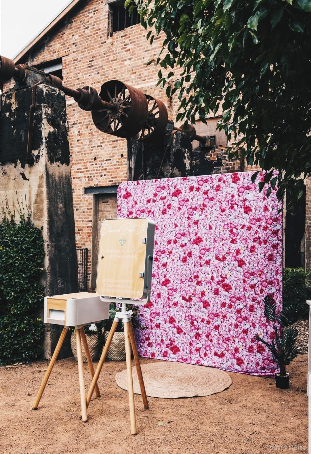 Diamond Booth Co - photo booth hire in Wollongong