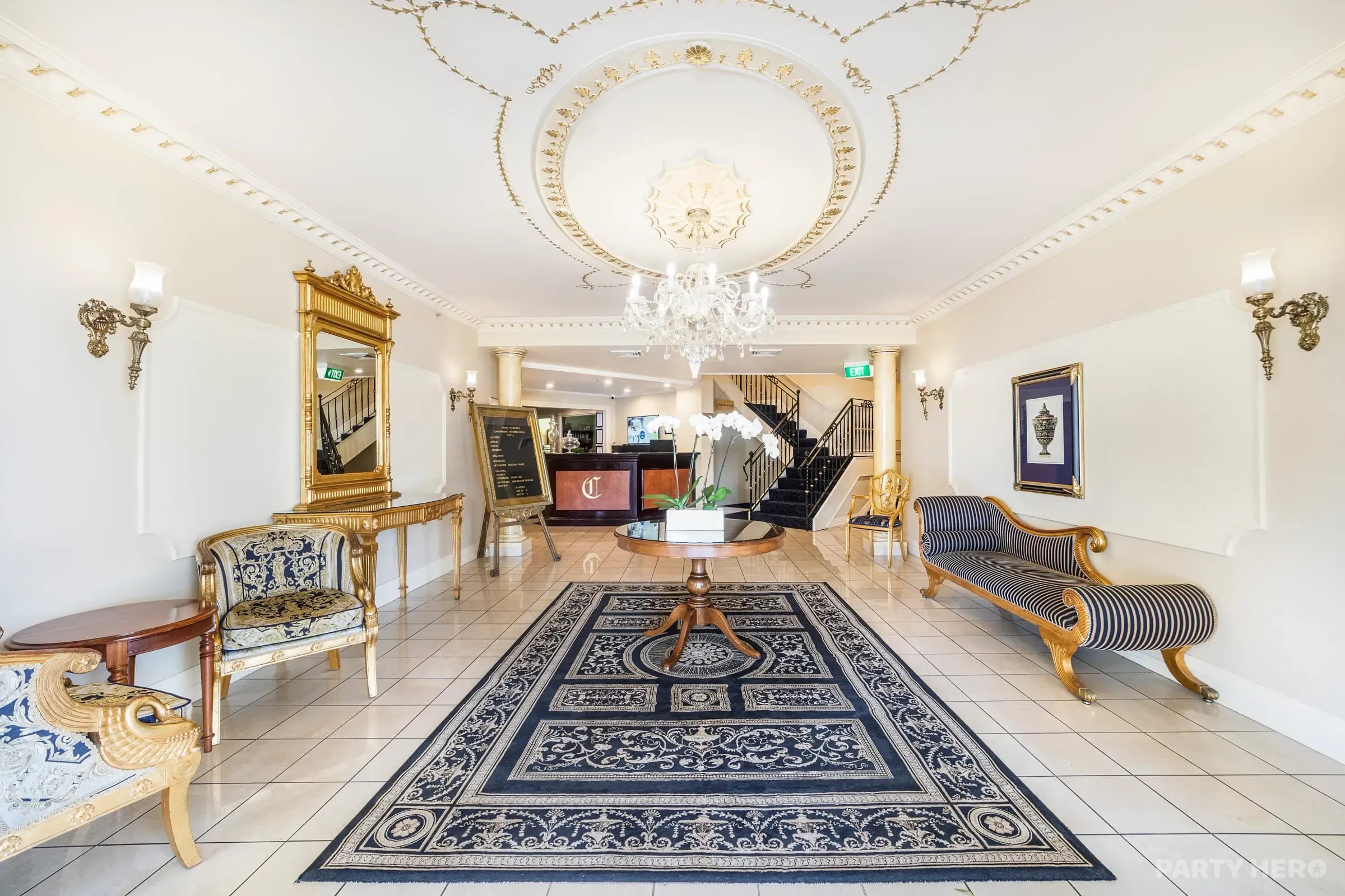Canterbury International Hotel - hotel in Forest Hill