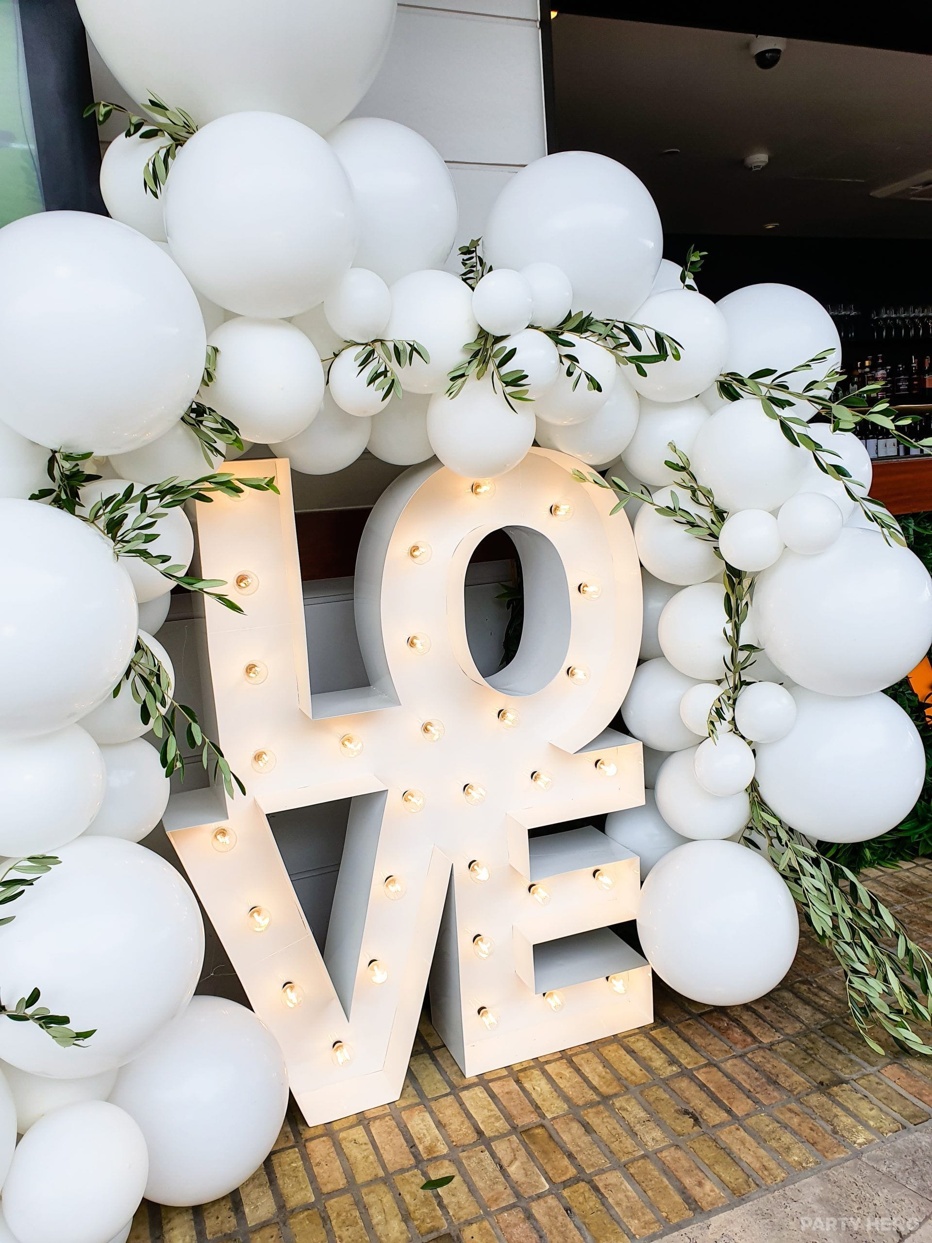 The Balloon Stylist activity in Sydney - group bookings