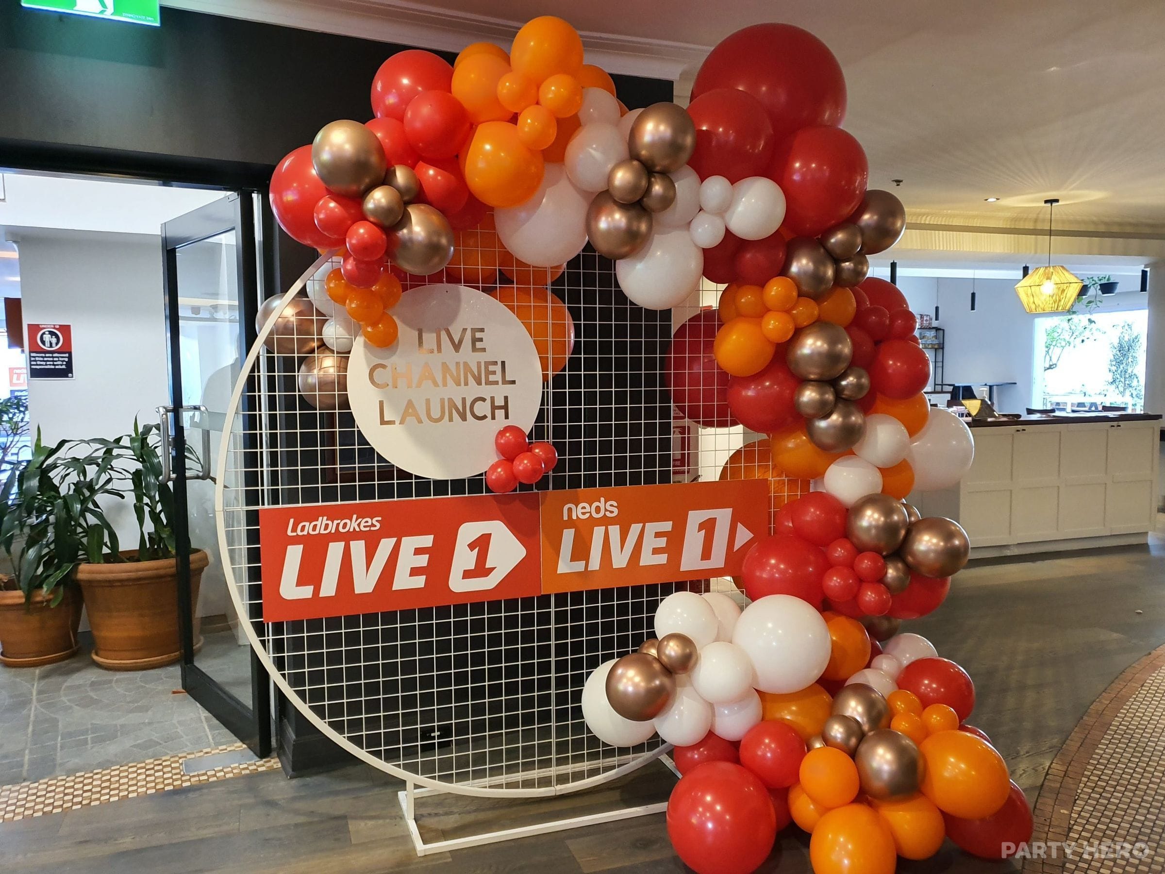 The Balloon Stylist activity in Sydney - group bookings