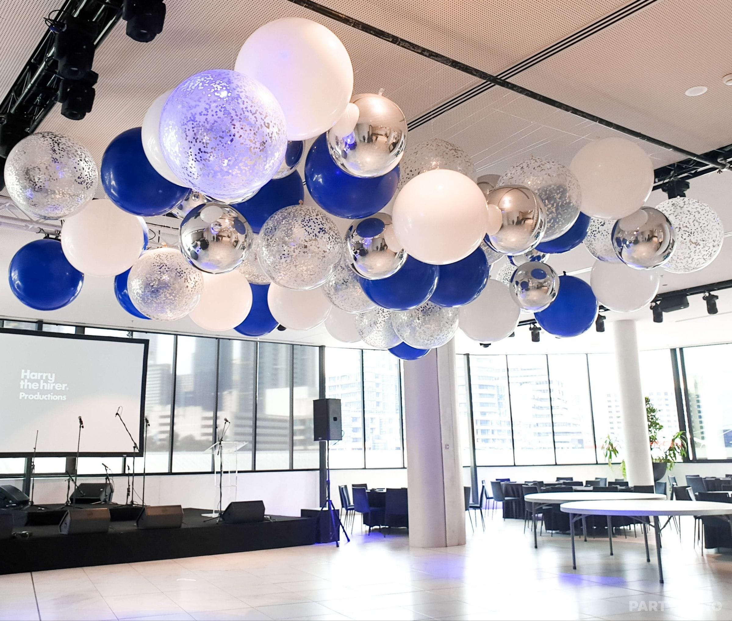 The Balloon Stylist activity in Sydney - group bookings