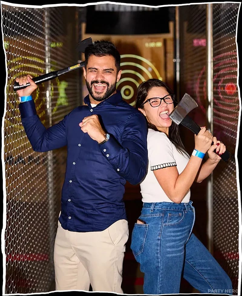 MANIAX Knox - axe throwing in Melbourne
