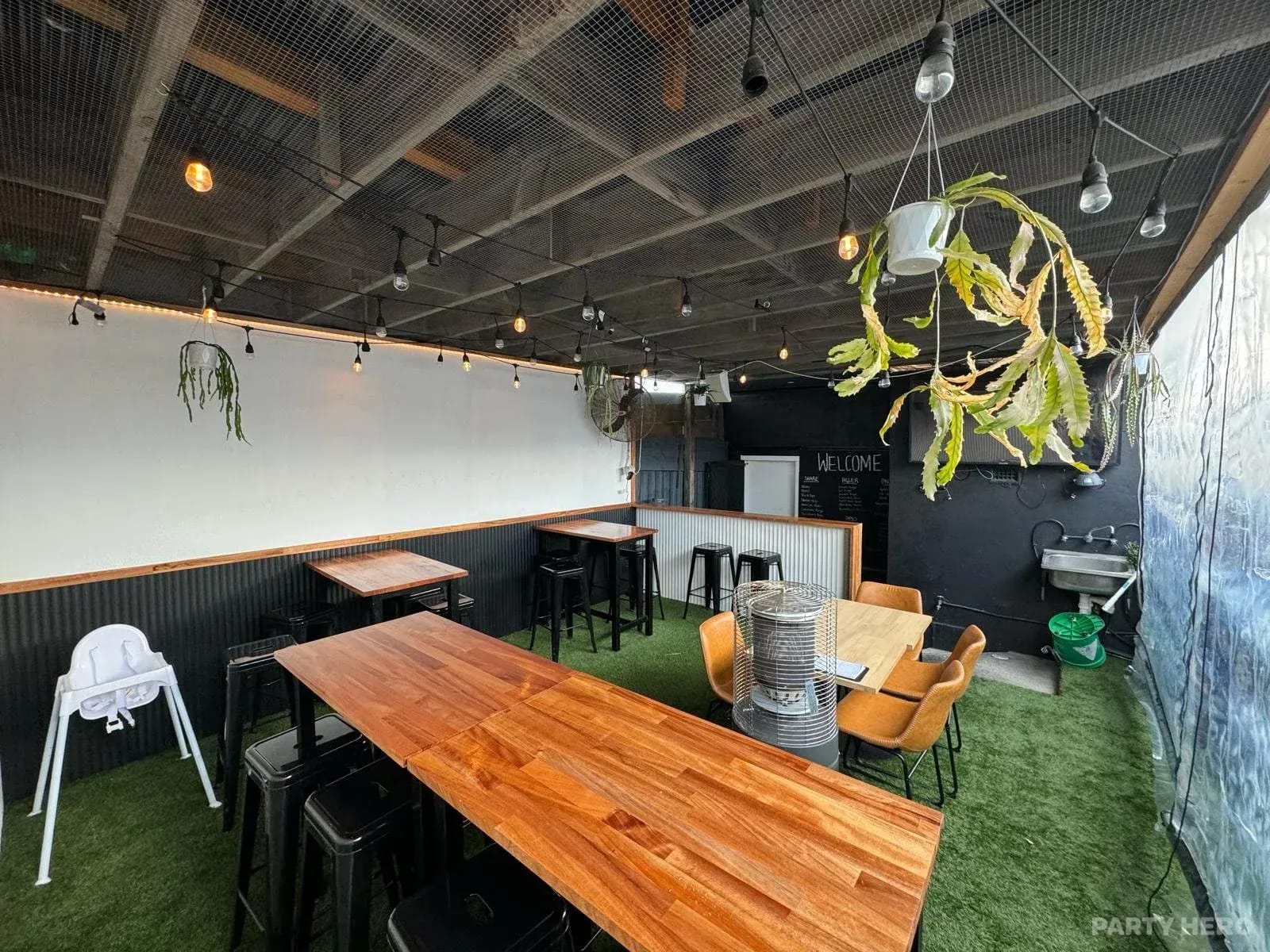 Lulu's Social - party venue in Melbourne