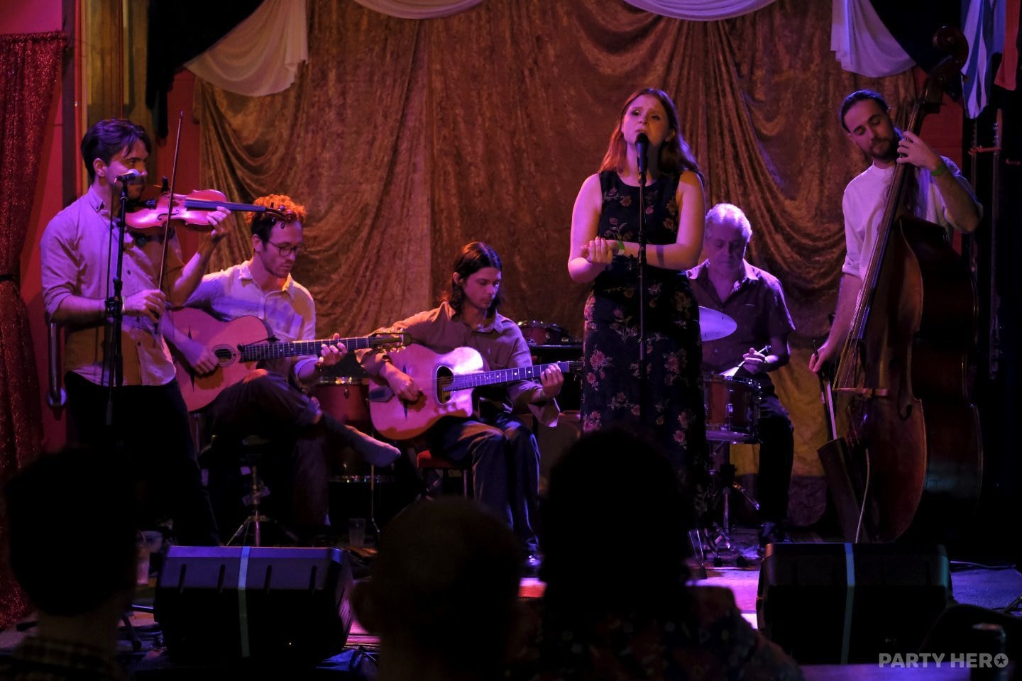 Banshees Bar & Artspace - party venue in Brisbane