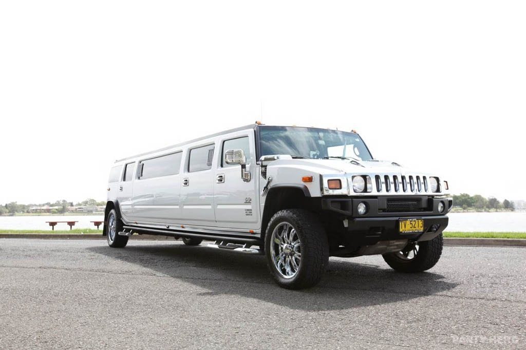 Astra Limousines activity in Sydney - group bookings