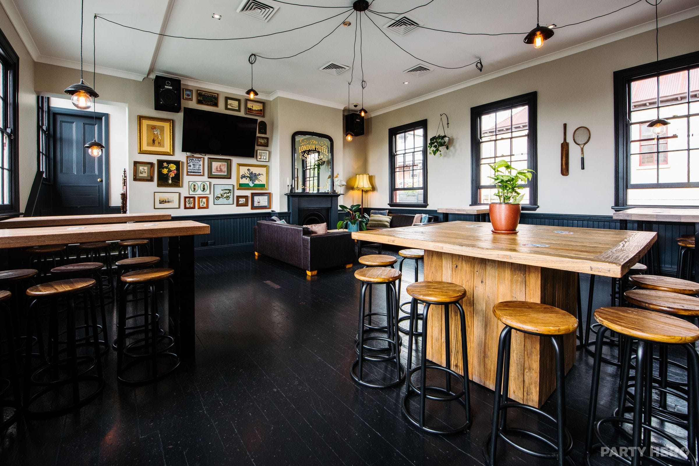 The London Hotel - party venue in Sydney