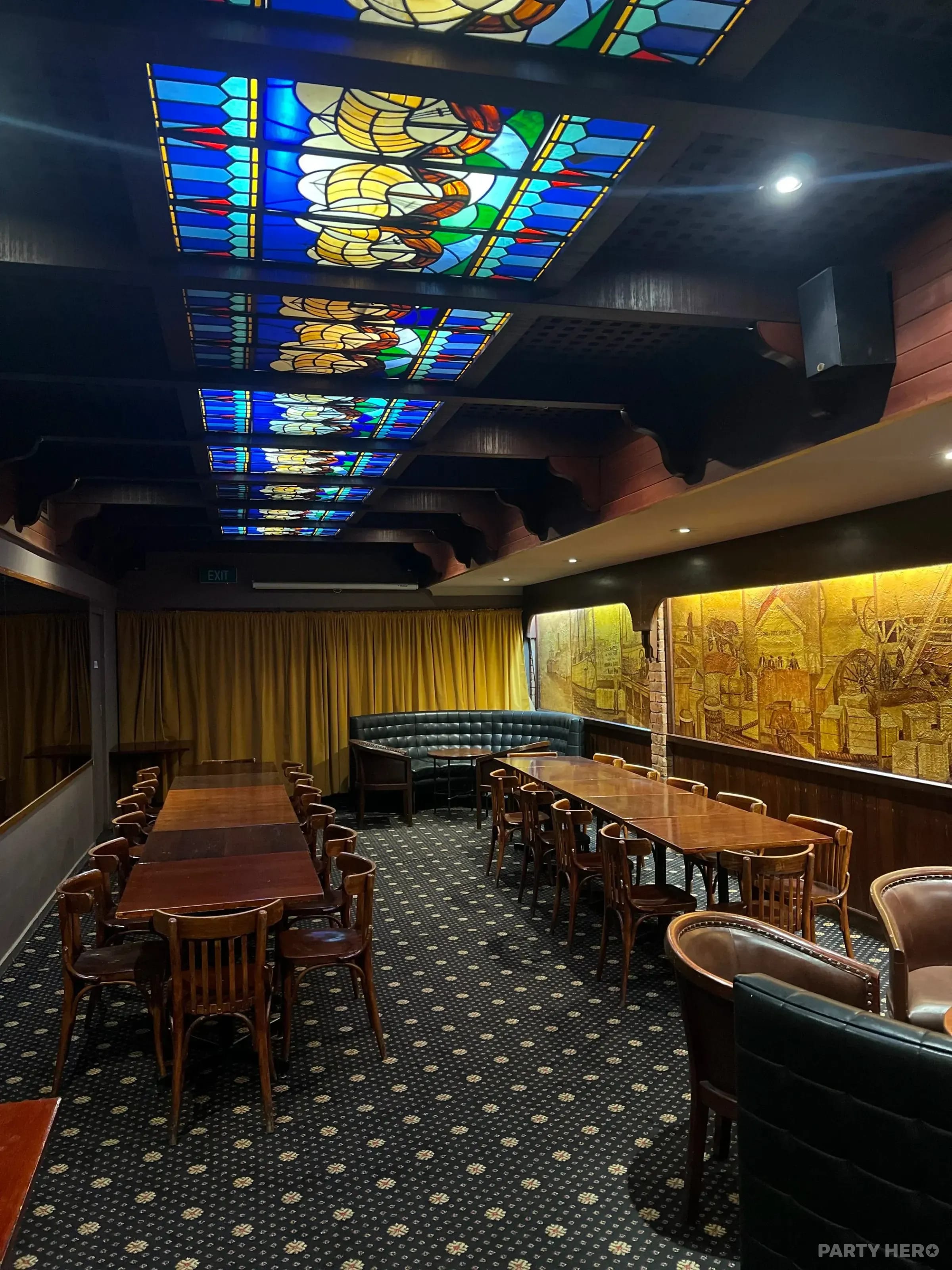 Customs House Hotel Williamstown - party venue in Melbourne