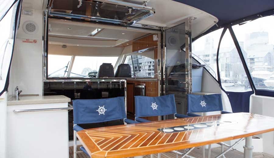 Seaduced - Sydney Harbour boat hire