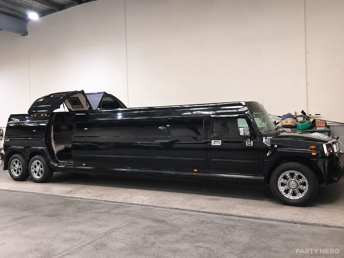 Superior Limousines - Hummer hire in Melbourne