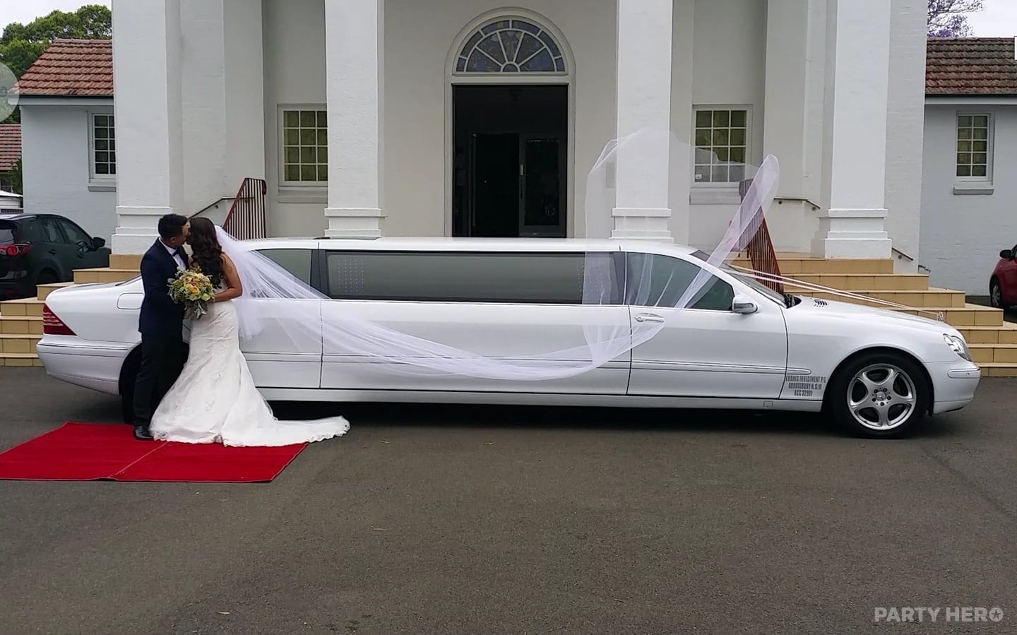 Amore Limousines activity in Sydney - group bookings