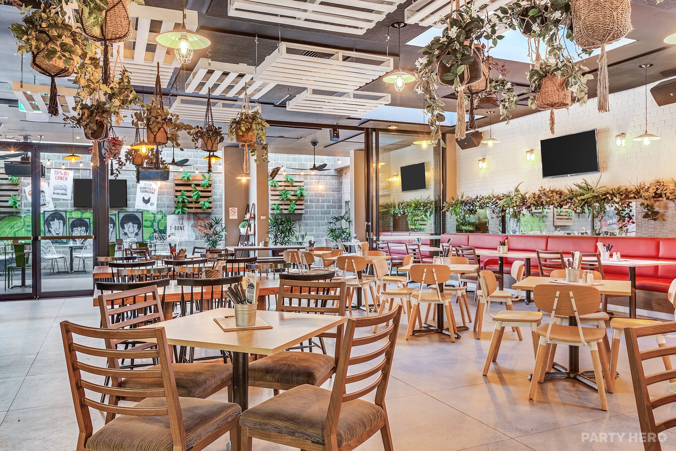 Laneway at Padstow Park Hotel - party venue in Sydney