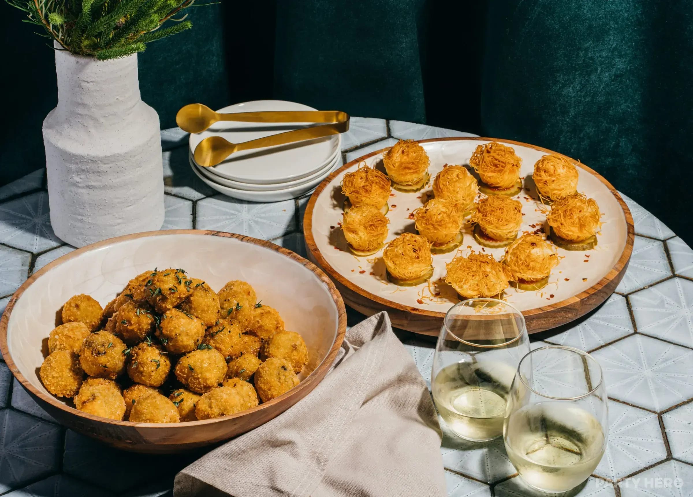Cocktails & Canapés activity in Sydney - group bookings