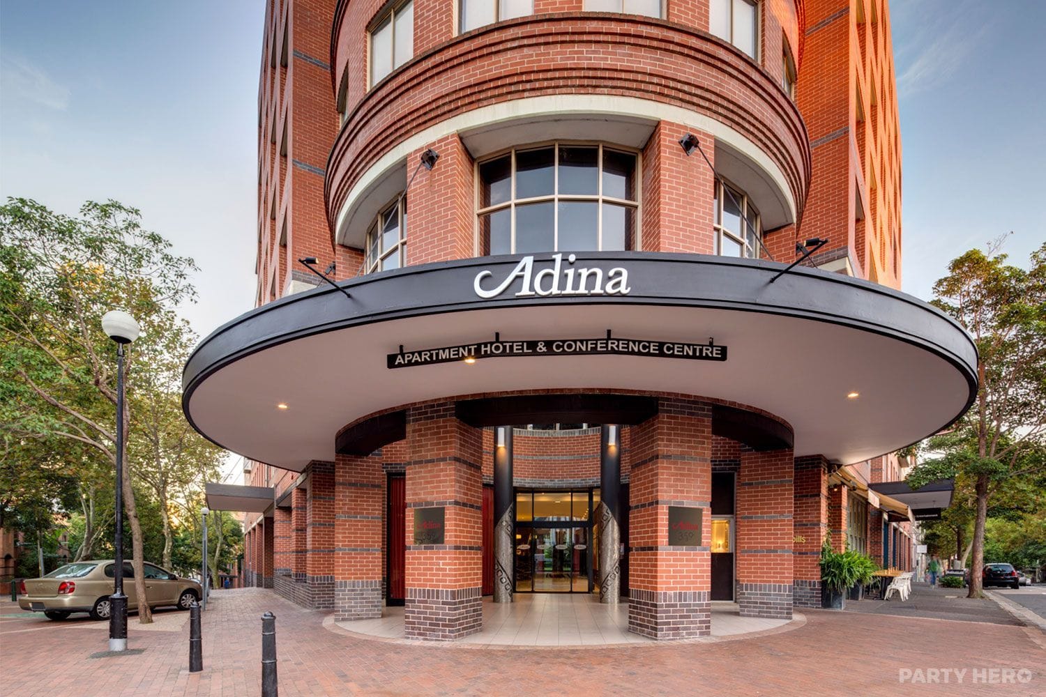 Adina Apartment Hotel Sydney Surry Hills - serviced apartments in Sydney
