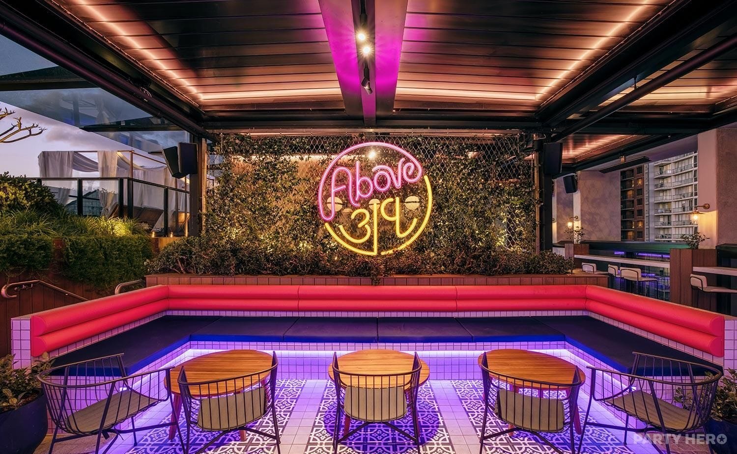Above 319 at Vibe Hotel Darling Harbour - party venue hire