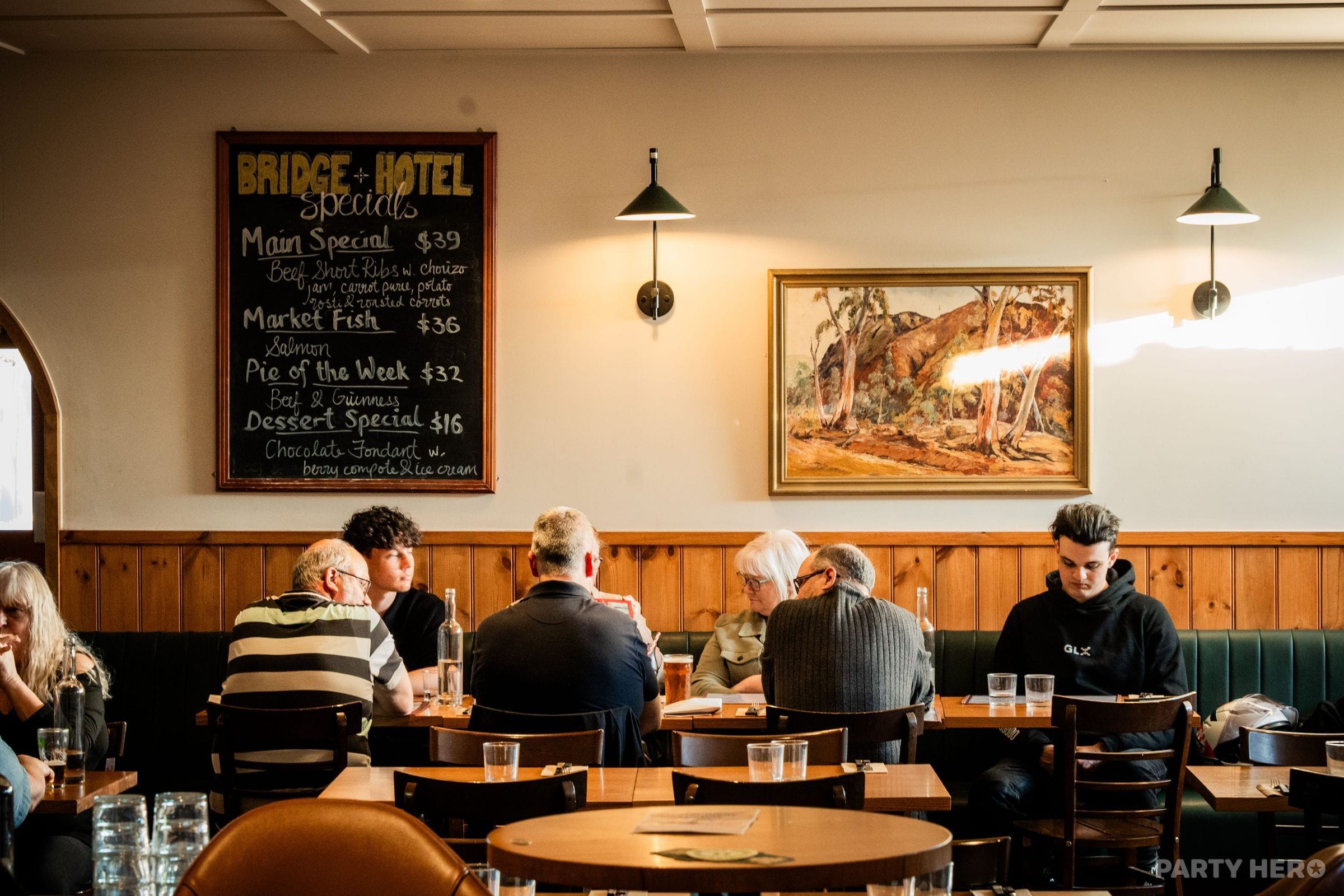 Bridge Hotel Werribee - party venue in Melbourne