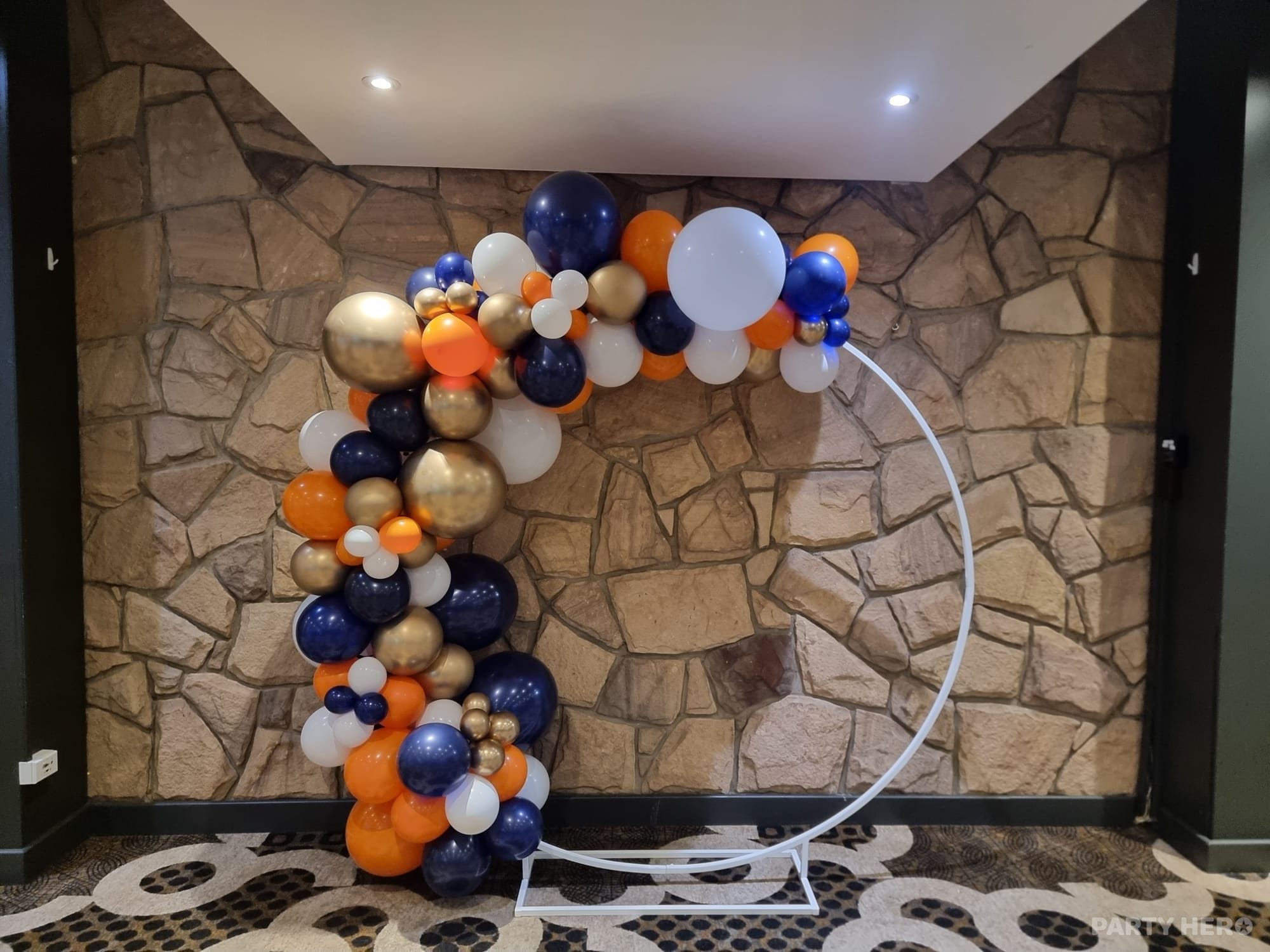 Balloon Saloon activity in Sydney - group bookings