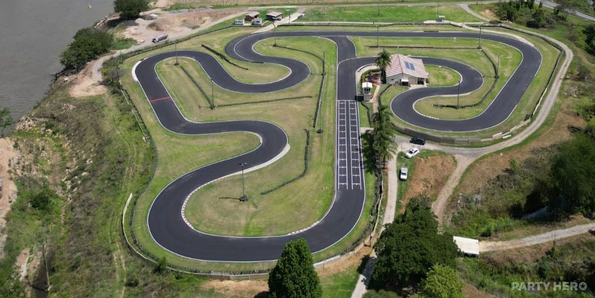 Indy 800 Kart Track go karts in Sydney - group bookings