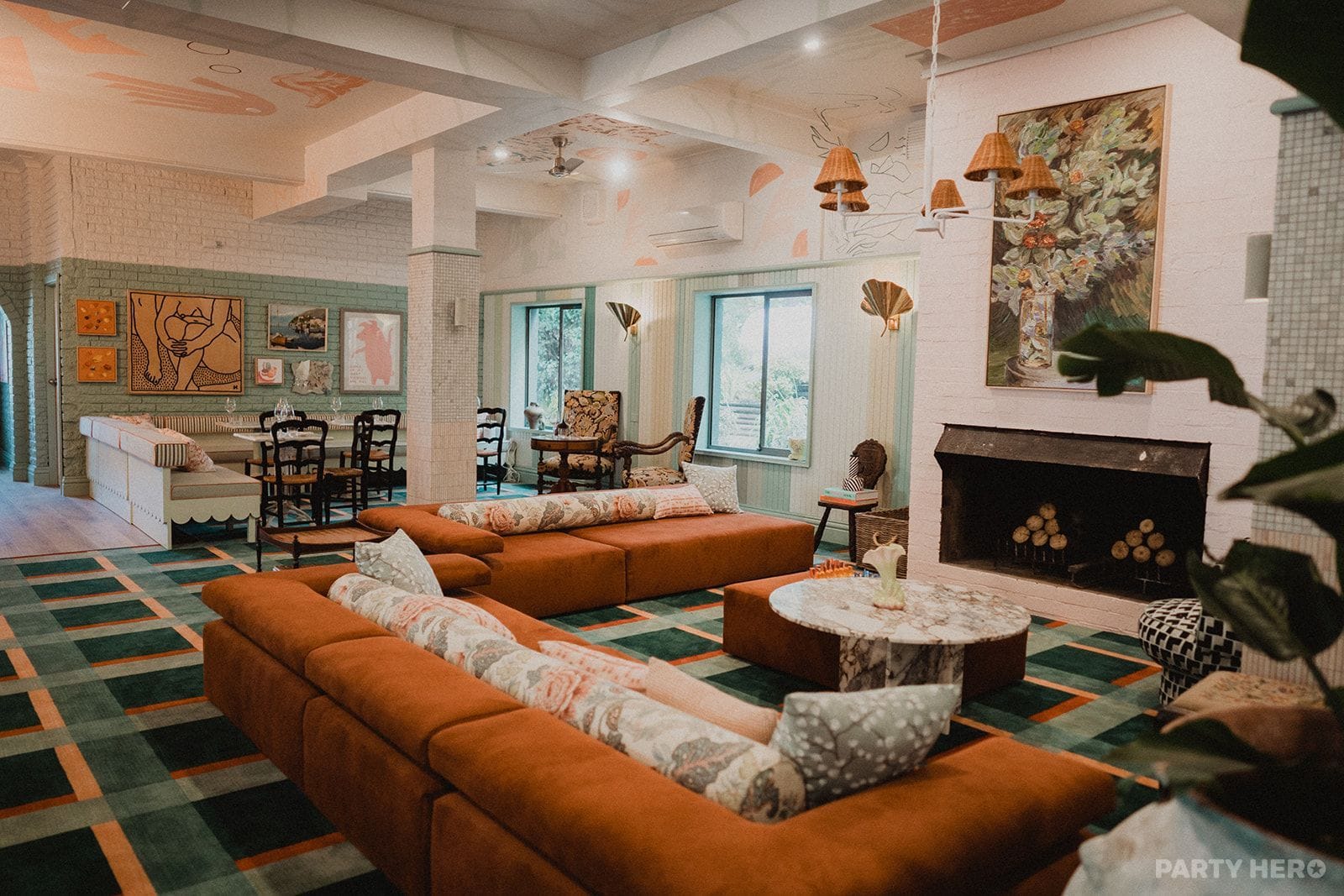 Lulu's at The Lodge - party venue in Wollongong