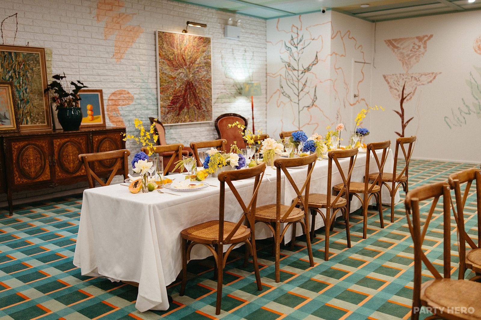 Lulu's at The Lodge - party venue in Wollongong