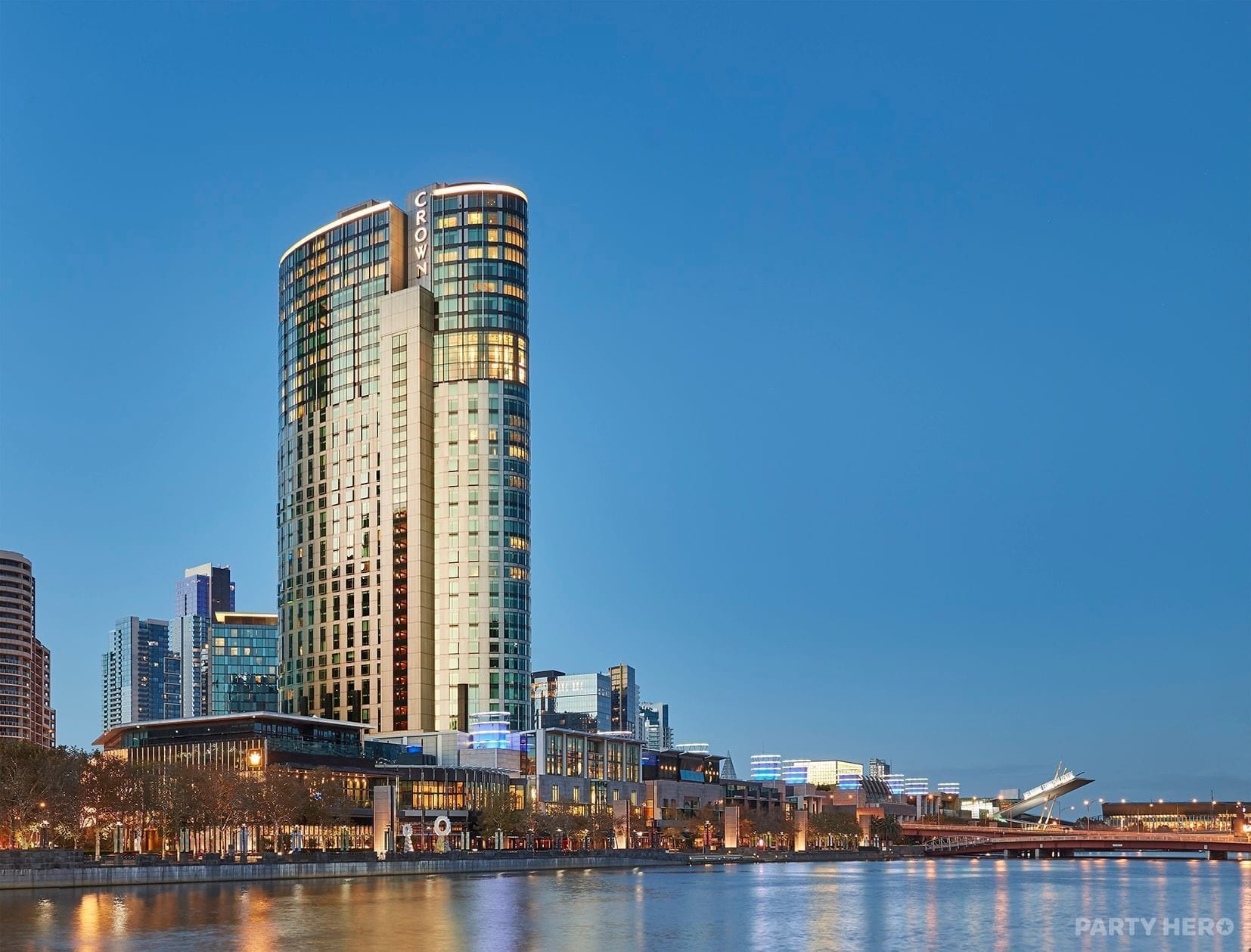 Crown Towers Melbourne - hotel in Southbank
