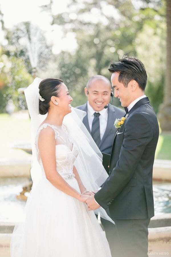 Tony Gee Wedding Celebrant - wedding celebrant in Melbourne