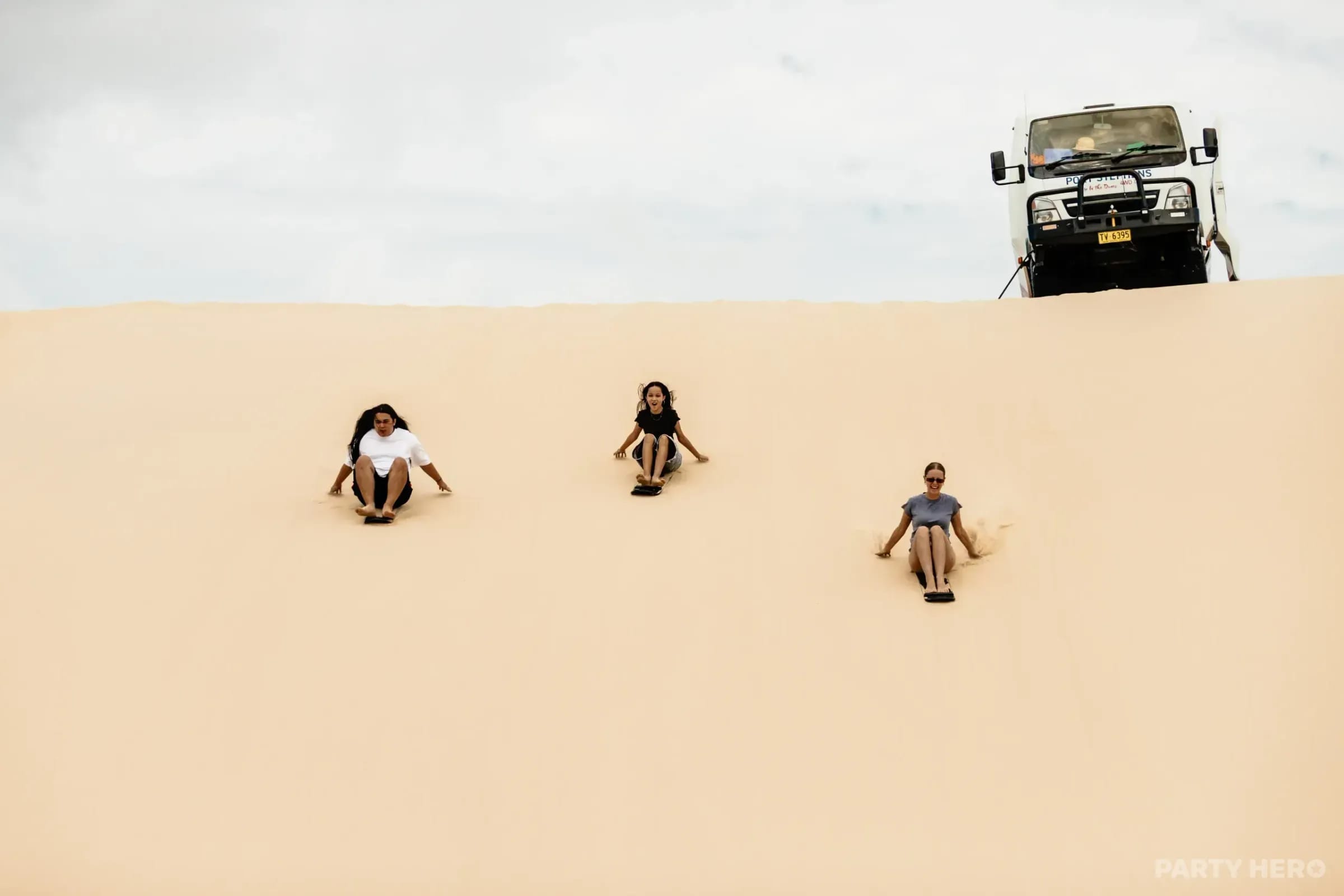 Port Stephens 4WD Tours - 4WD and sand dune tours in Port Stephens