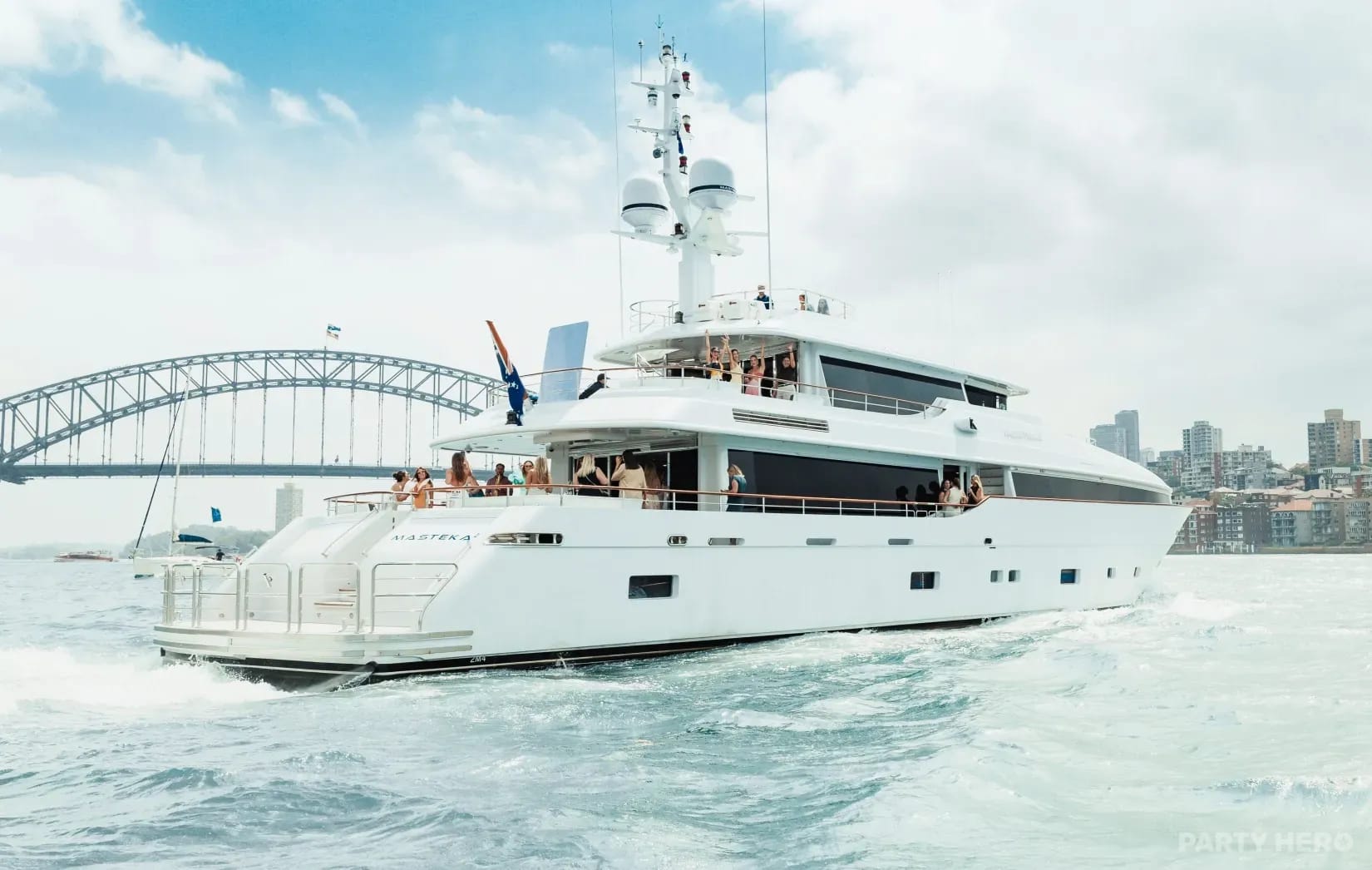 LUX Yachting - boat party planners in Sydney