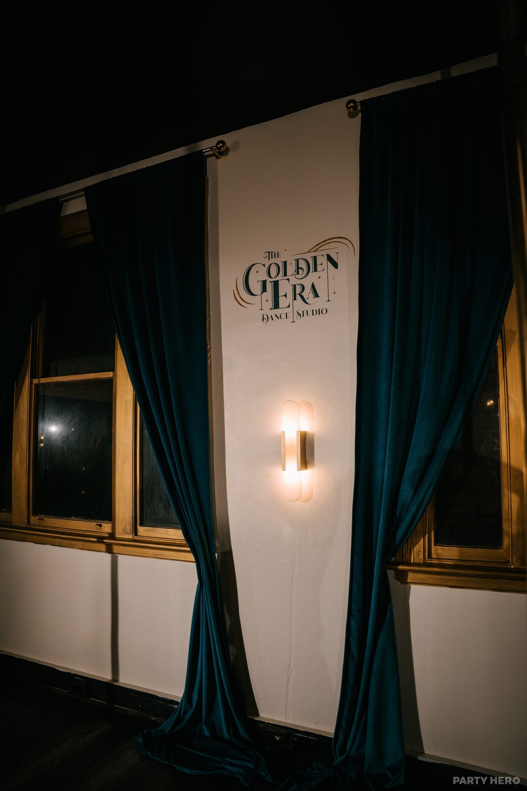 The Golden Era Dance Studio dance classes in Sydney - group bookings