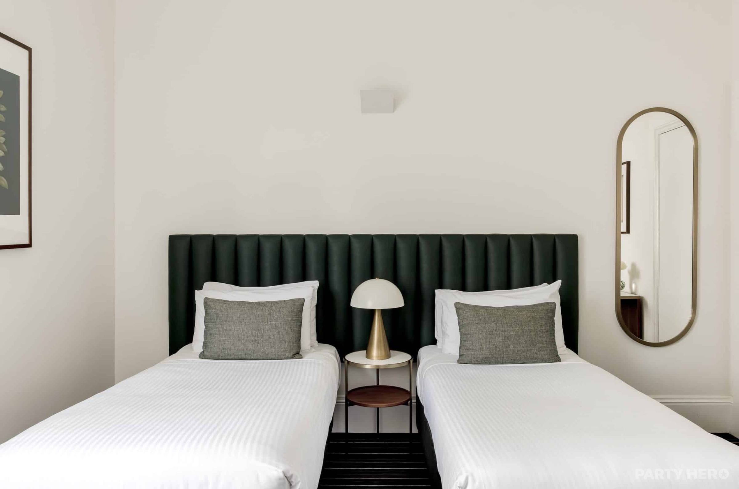 Hotel Challis Potts Point - hotels in Sydney